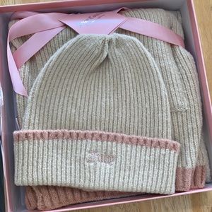Juicy couture hat and scarf set in box never used